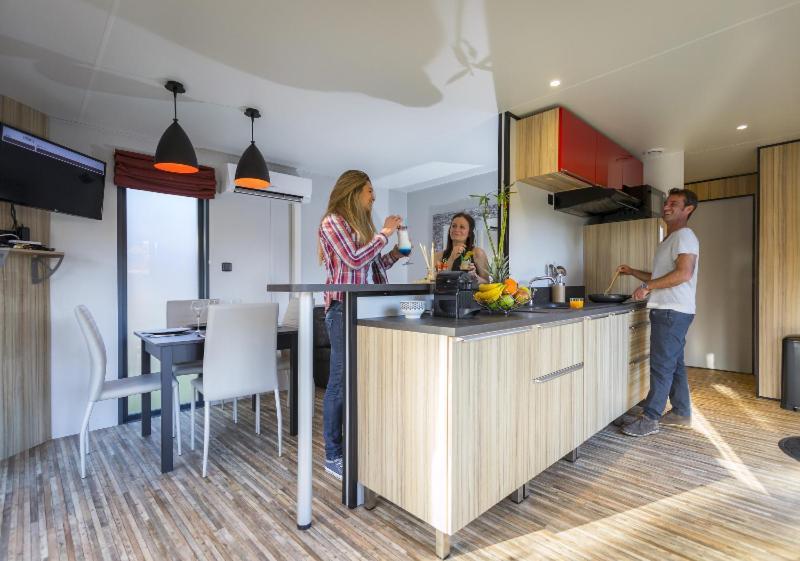 Camping Domaine Les Oreades - Maeva Selection Sanguinet Bagian luar foto